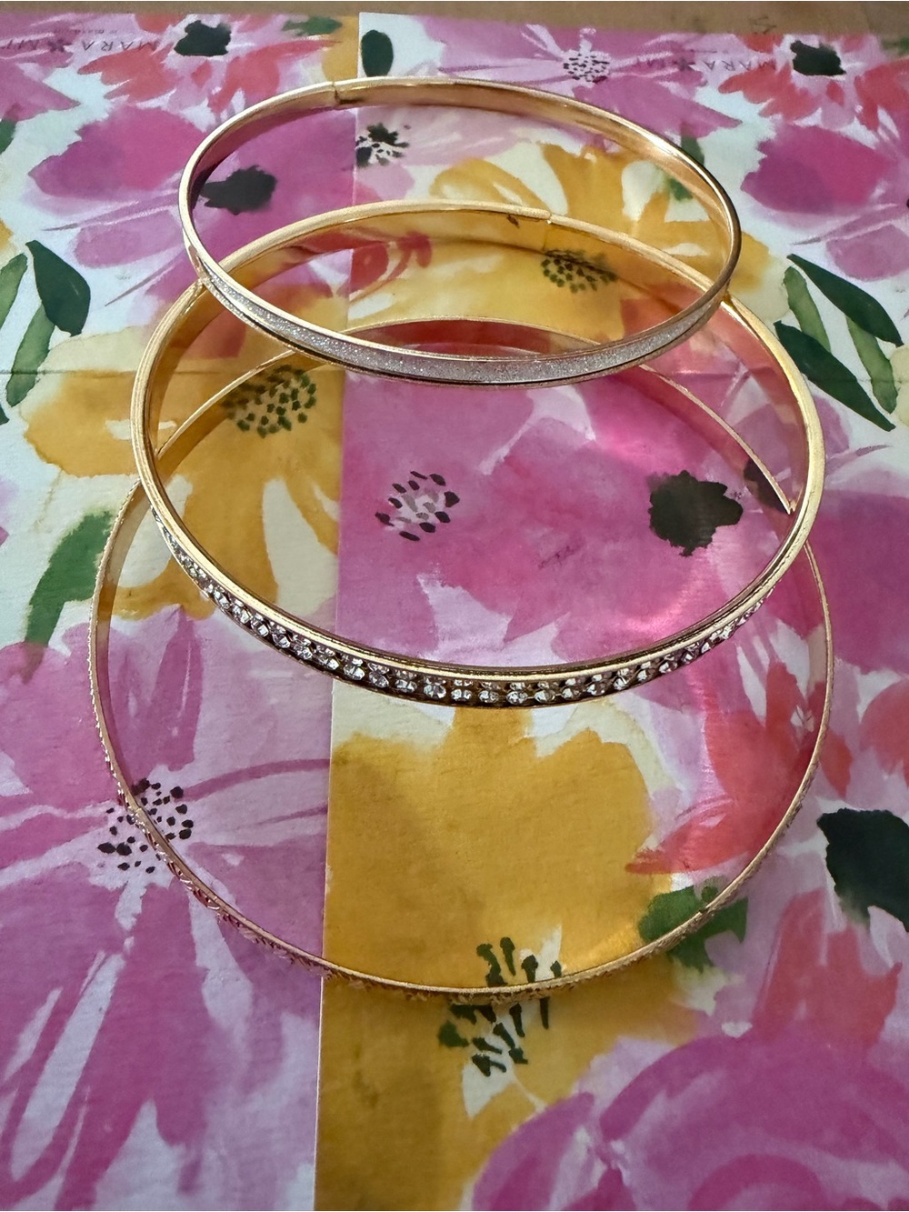 Gold-Tone Women's Bangle Bracelet Set with Crystal Accent